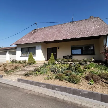 Schellen - Keine Monteurwohnung! Mehren (Vulkaneifel)