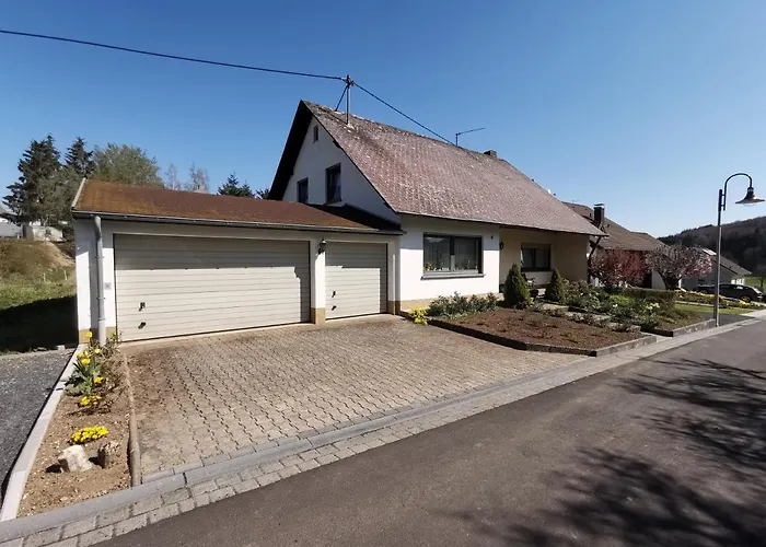 Schellen - Keine Monteurwohnung! Mehren (Vulkaneifel)