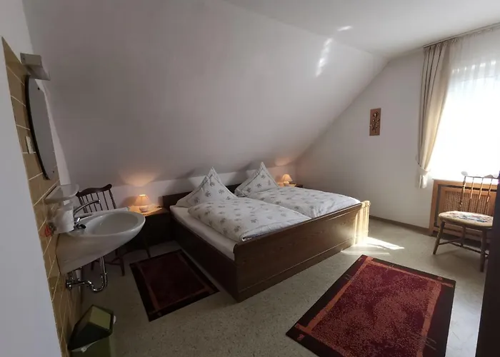 Schellen - Keine Monteurwohnung! Mehren (Vulkaneifel)