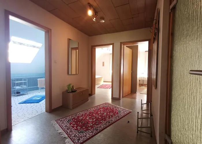 Schellen - Keine Monteurwohnung! * Mehren (Vulkaneifel)